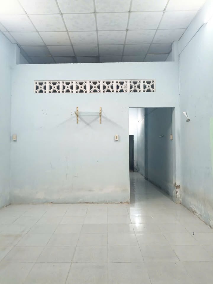 Nhà cho thuê 234 Nữ Dân Công, 60m² giá 2.5 triệu - Nhà trống, sẵn sàng vào ở!