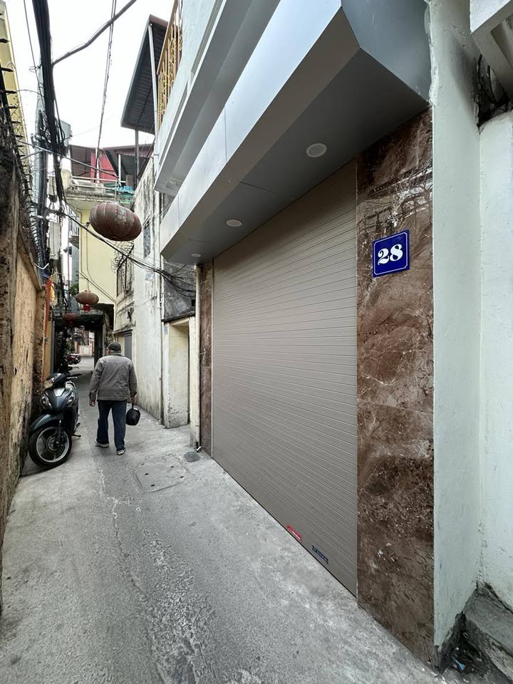 Nhà phố Khâm Thiên 115m² giá 5.82 tỷ - Lô góc, tiện ích đầy đủ!