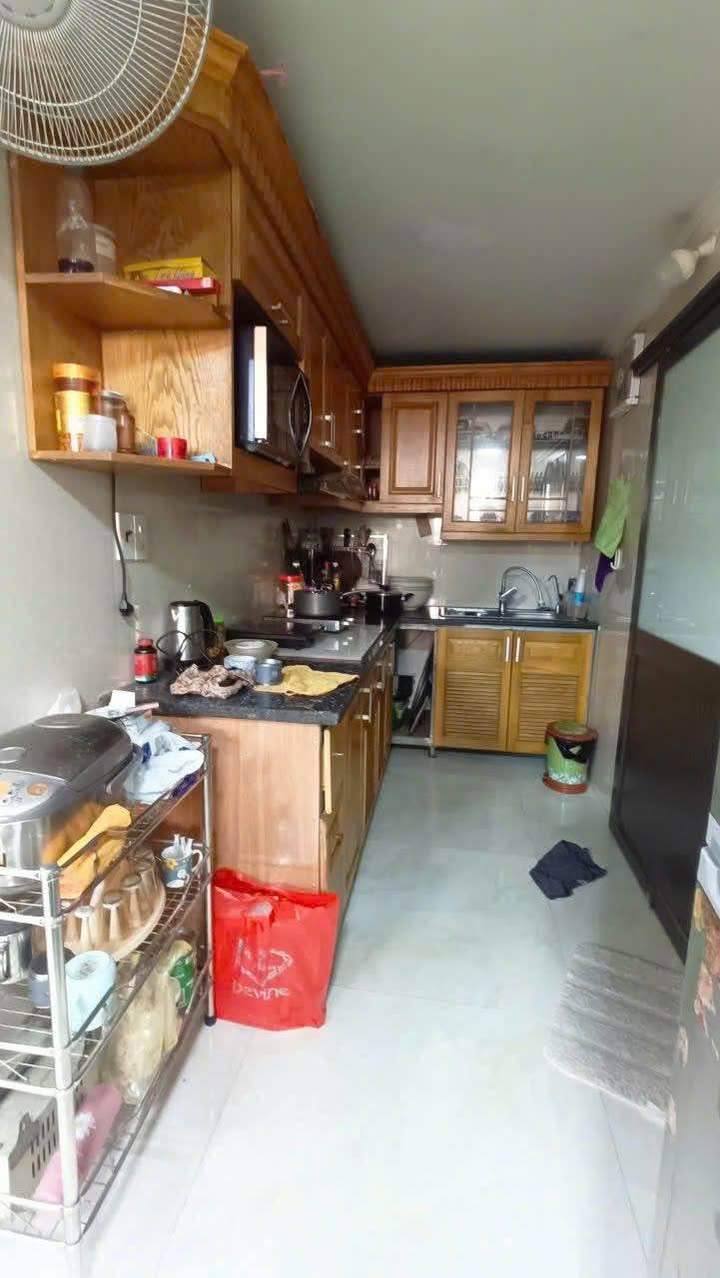 Nhà góc ngõ 51 Hồ Sen, 47m² giá 3.79 tỷ - Không thể bỏ lỡ!