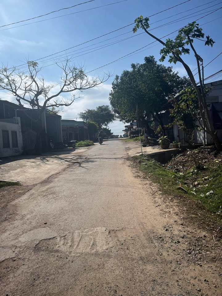 Đất thổ cư phường Ea Đar 125m² giá 600 triệu - Khu dân cư đông đúc, tiện ích đầy đủ!