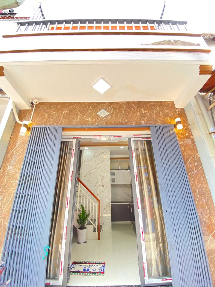 Nhà hẻm 3,5m Lưu Hữu Phước, Q8 - Diện tích 20m², giá 2.46 tỷ, sẵn sàng vào ở!