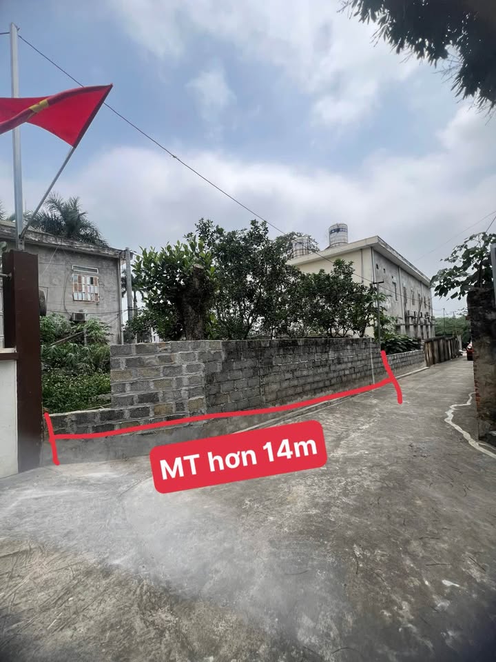 Đất ở đô thị Xuân Mai 133.9m² giá 2 tỷ - Sổ đỏ chính chủ, ô tô đỗ cửa!