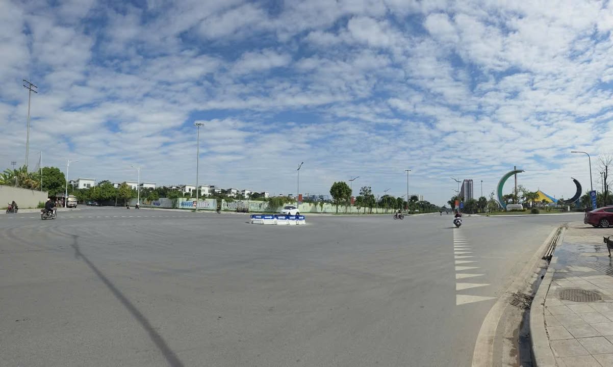 Đất nền Ngọc Thụy Long Biên 90m² - Vỉa hè rộng, gần công viên