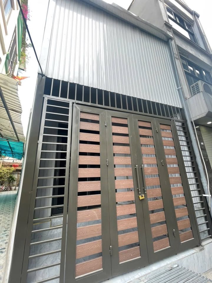 Nhà nguyên căn Phúc Lợi 45m² giá 7 triệu - Lô góc, nhận nhà ngay!