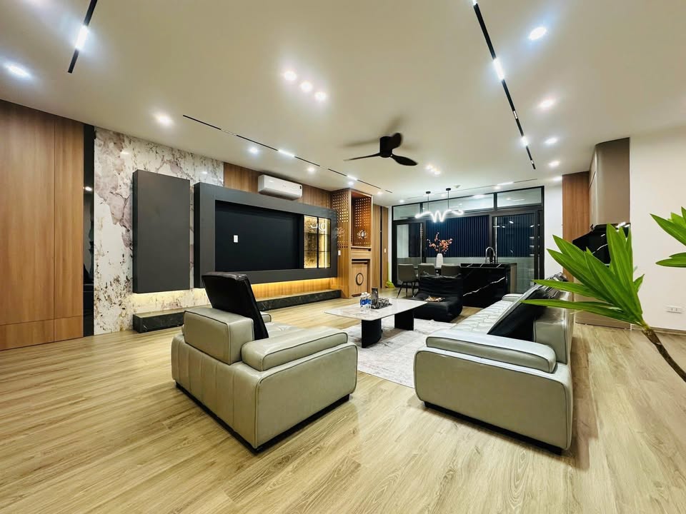 Căn hộ cho thuê Tòa B Cầu Giấy 100m² giá thỏa thuận - View đẹp ngắm pháo hoa