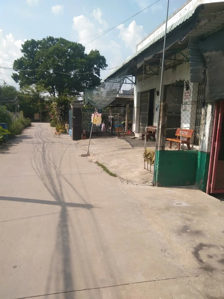 Nhà bán Đức Lập Thượng, Tây Ninh 150m² giá 1.6 tỷ - Thương lượng ngay!