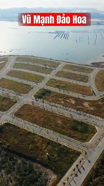 Đất biệt thự Đảo Hoa Island Hạ Long 408m² giá 21.6 tỷ - Sổ đỏ chính chủ, view công viên đẹp!