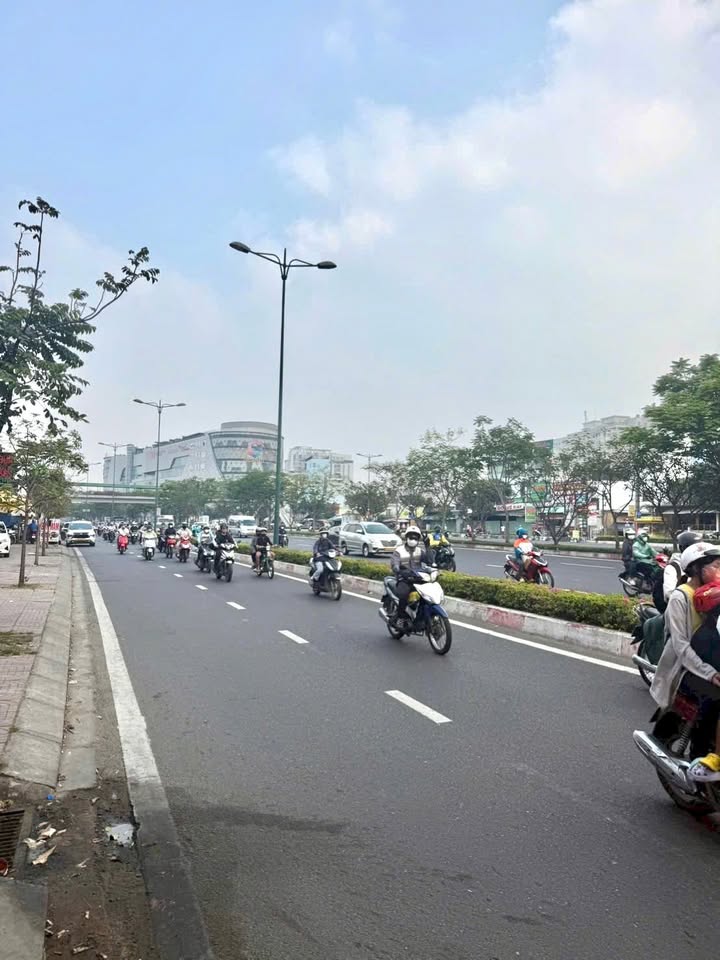 Nhà phố Hiệp Bình Chánh 3 tầng 18m² giá 3.15 tỷ - Hoàn công chuẩn!