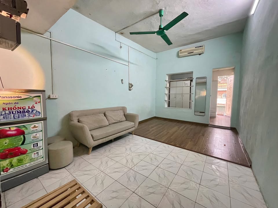 Căn hộ cho thuê tại Khu tập thể Vĩnh Hồ, Đống Đa 30m² giá 4.5 triệu - Nội thất đầy đủ, vào ở ngay!