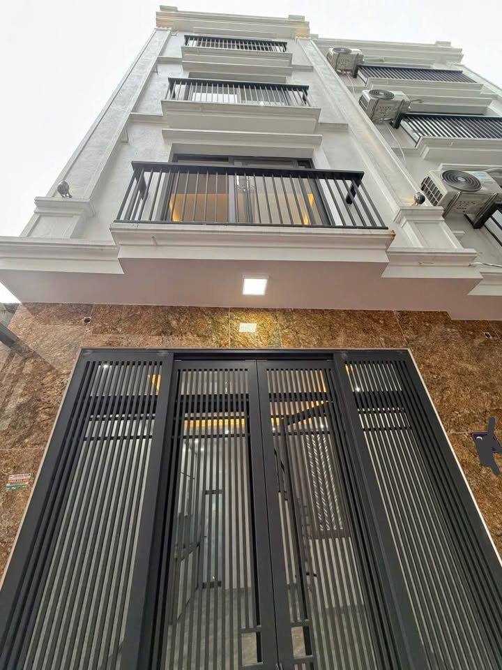 Nhà đẹp Tây Mỗ - Quận Nam Từ Liêm 30m² giá 6.45 tỷ - Ô tô đỗ cửa, gần chợ trường học!