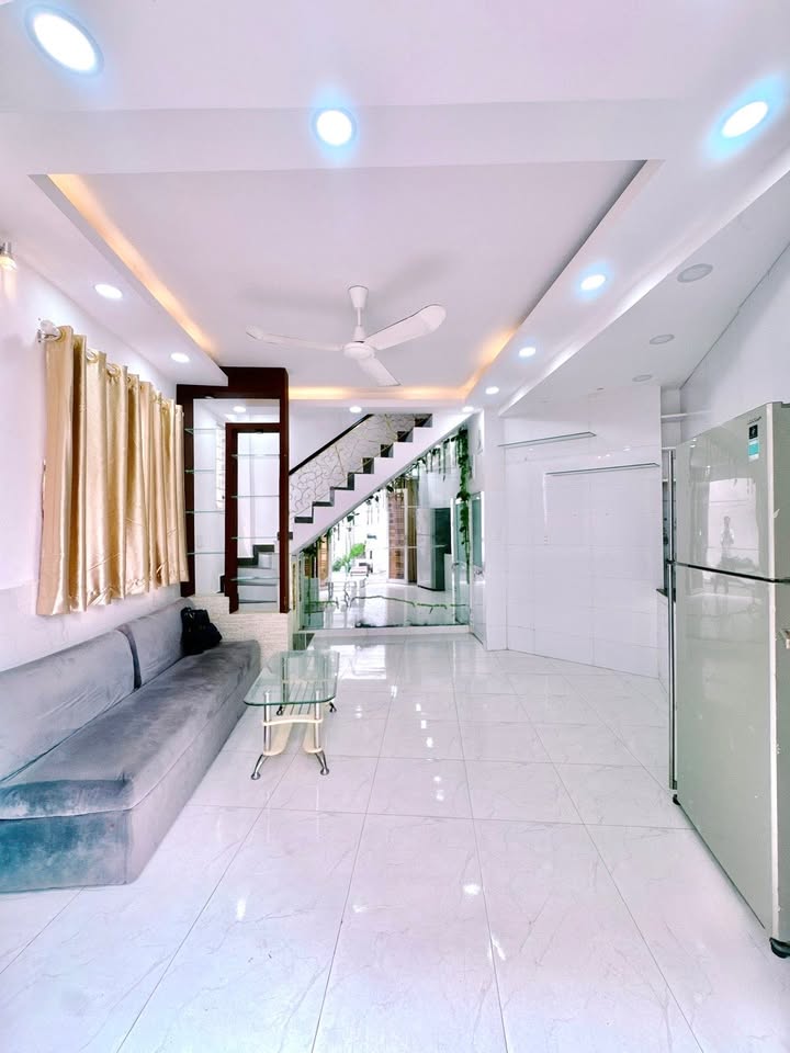 Nhà 4 tầng Lê Quang Định 65m² giá 4.85 tỷ - Vào ở ngay!