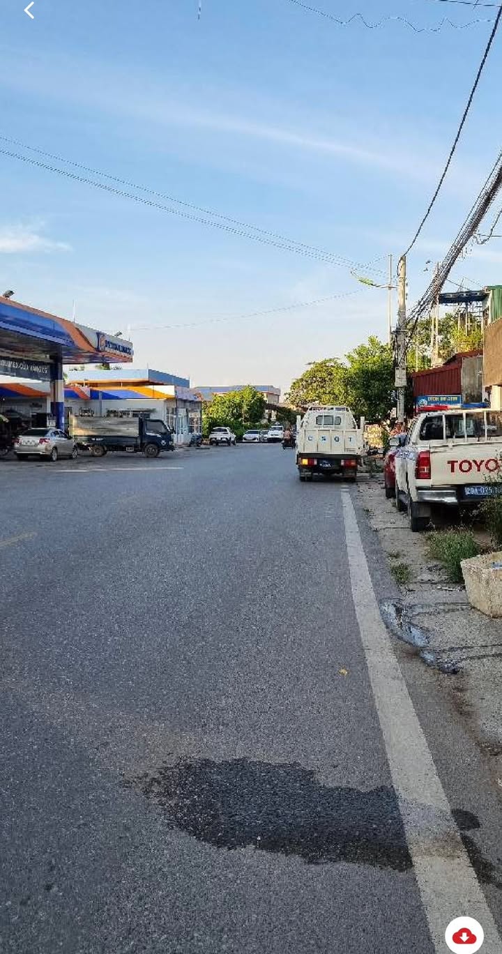 Nhà mặt phố Hòa Bình 145m² giá 6 tỷ - Kinh doanh sầm uất