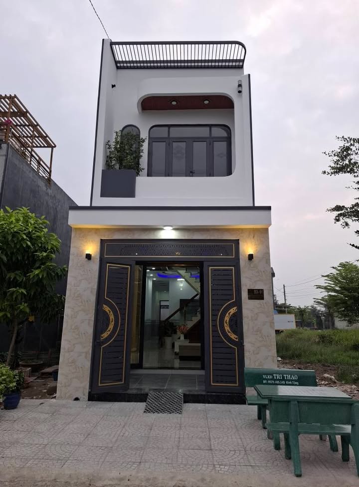 Nhà mặt tiền KDC Trần Anh, Mỹ Hạnh Nam 80m² giá 2.7 tỷ - Sẵn sàng vào ở!