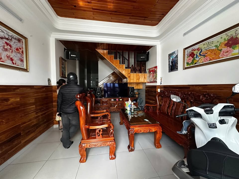 Nhà phố Lê Hồng Phong 50m² giá 3.6 tỷ - Chính chủ cần bán gấp!