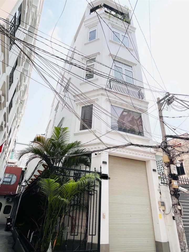 Nhà riêng Nguyễn Văn Đậu, Bình Thạnh 51m² giá 10 tỷ - Hẻm xe đỗ cửa, 5 tầng sang trọng!