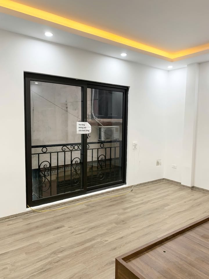 Nhà 5 tầng Trung Phụng Đống Đa 30m² giá 6 tỷ - Tiện nghi và yên tĩnh!