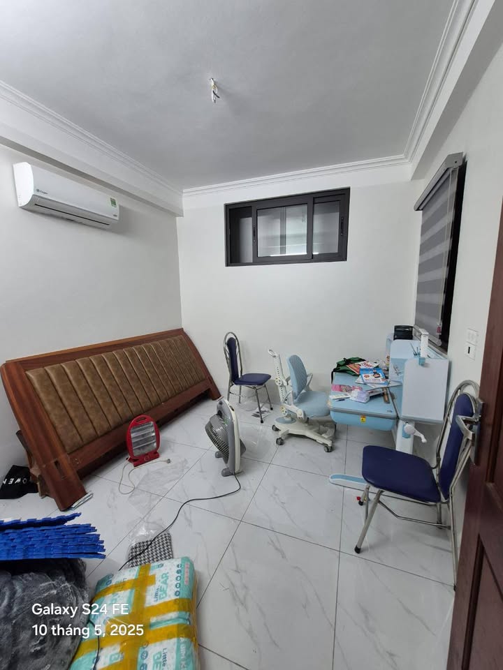 Nhà riêng Đê Trần Khát Chân 33m² giá 6.5 tỷ - Thương lượng linh hoạt!