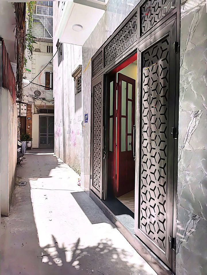 Nhà phố Bạch Đằng 26m² giá 6 tỷ - Thiết kế hiện đại, sẵn sàng ở ngay!