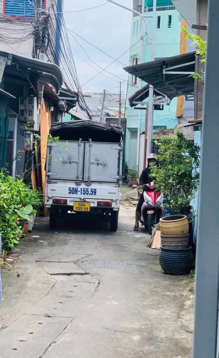 Nhà Lái Thiêu 106m² giá 3.15 tỷ - Tiện ích xung quanh đầy đủ!