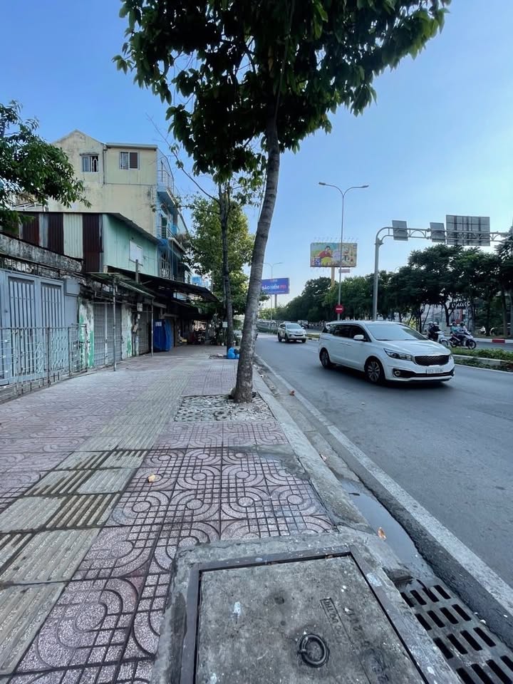 FrontHouse Bình Thạnh 45m² giá 18 tỷ - Mặt tiền vỉa hè 5m, vị trí kinh doanh đẹp!