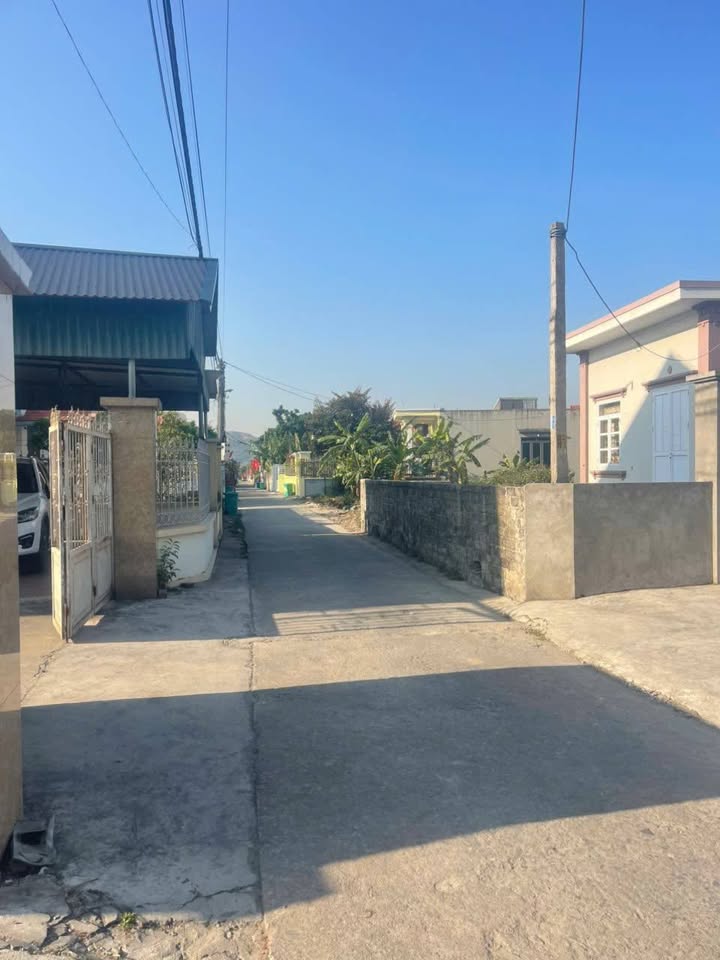 Lô đất 150m² khu hợp thành Đông Mai, 6.75 tỷ - Sổ hồng đầy đủ, vị trí thuận lợi!