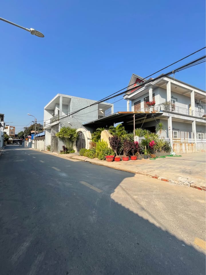 Lô đất góc Cách Hạ, Nam Sơn 61,3m² giá 3 tỷ - Khu dân cư sầm uất!