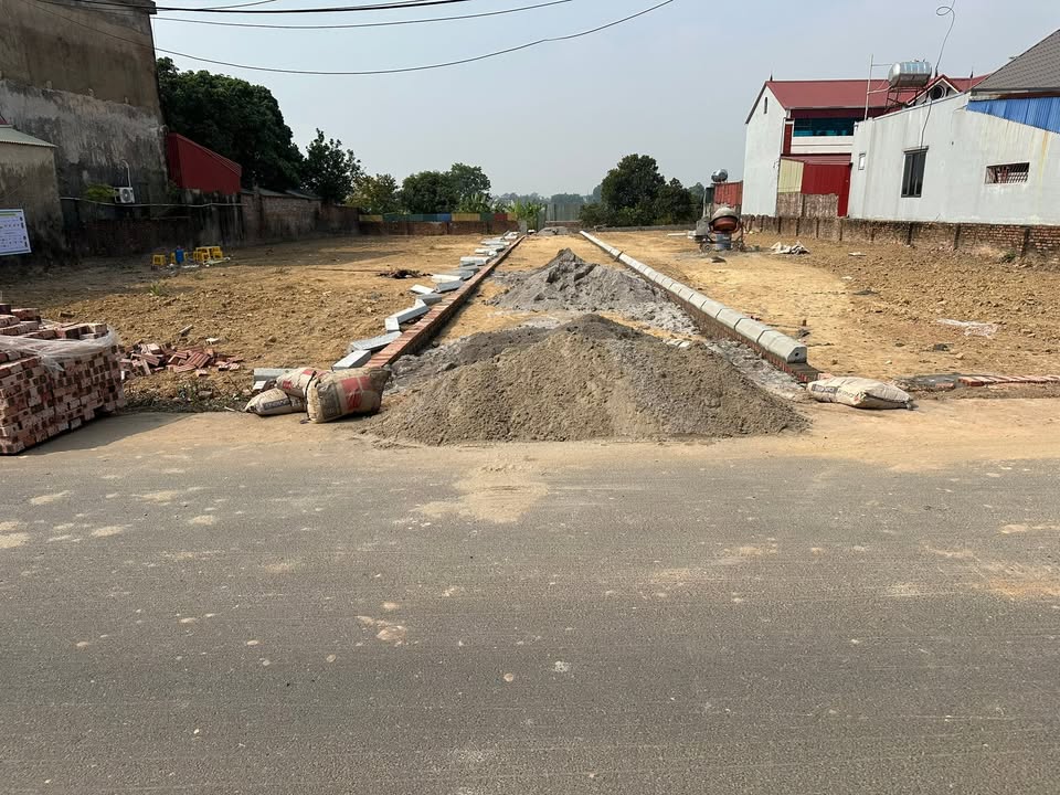 Đất nền phân lô tại Minh Trí, Sóc Sơn 100m² - Giá cực hấp dẫn chỉ 2 tỷ!