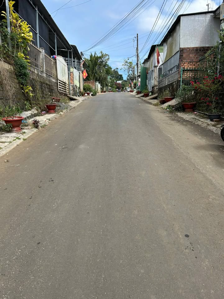 Đất nền Phường B'lao 140m² giá 1.65 tỷ - Cơ hội đầu tư hấp dẫn!