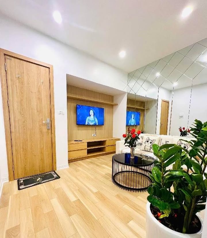 Nhà 65m² Thái Thịnh, Đống Đa giá chỉ dưới 4 tỷ - Không gian sống ấm cúng!