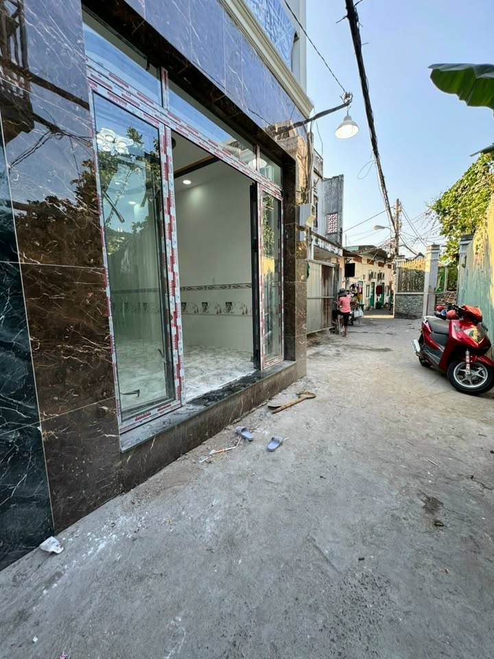 Nhà bán hẻm 174 Lê Văn Lương, Quận 7 - Đang chờ chủ mới!