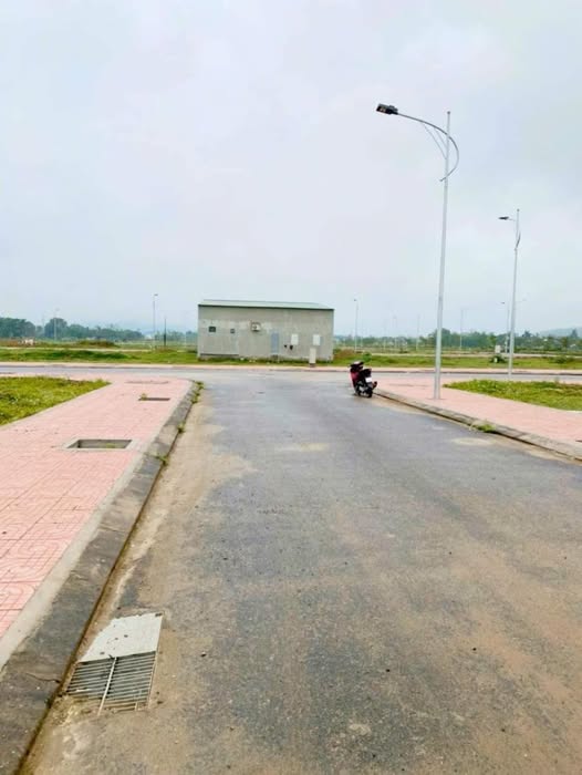 Lô đất đấu giá Xã Trung Sơn 180m² giá chỉ 1 tỷ - Gần công viên xanh