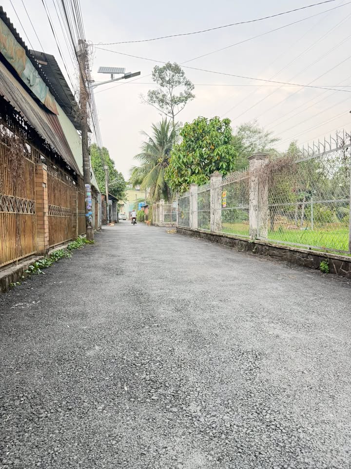 Nhà cấp 4 Phường Bửu Hòa 76m² giá 1.35 tỷ - Vị trí đẹp, đường nhựa ô tô