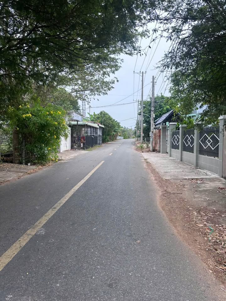 Đất nền 867m² tại thị trấn Phước Hải, giá chỉ 3.5 tỷ - Cơ hội đầu tư hấp dẫn!