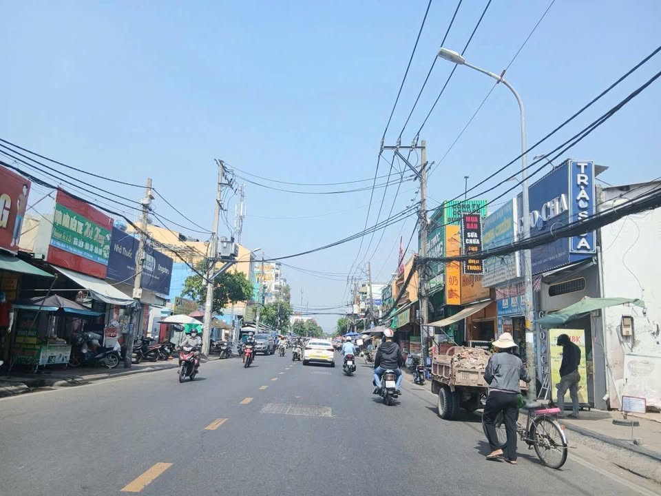 Nhà mặt tiền kinh doanh Hiệp Bình 300m² giá 40 tỷ - Cơ hội đầu tư sinh lời!