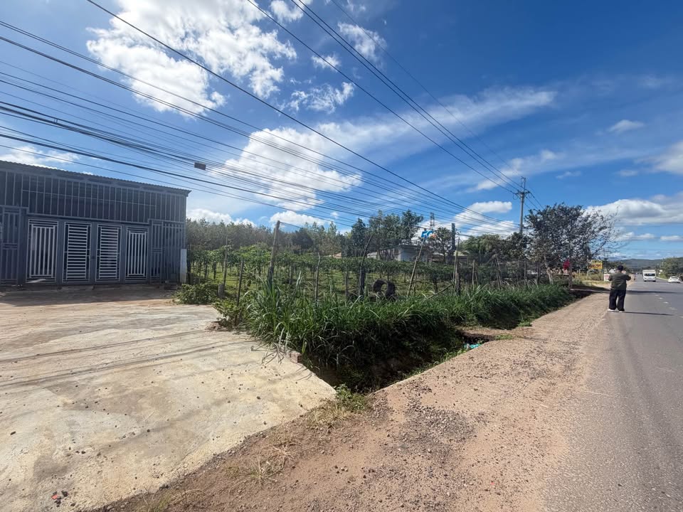 Đất mặt tiền Quốc lộ 14, Thị trấn Ia Ly, 816m² giá 2.4 tỷ - Cơ hội đầu tư tuyệt vời!