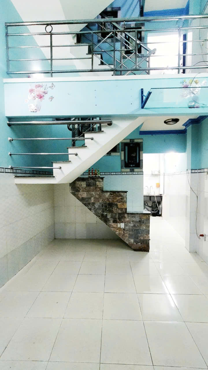 Nhà riêng Dạ Nam Q8 20m² giá 3.2 tỷ - Hướng Đông, sổ hồng riêng