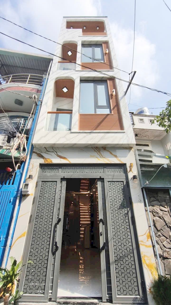 Nhà phố Quận 6 42m² giá 8.3 tỷ - Nhà mới dọn vào ở ngay!