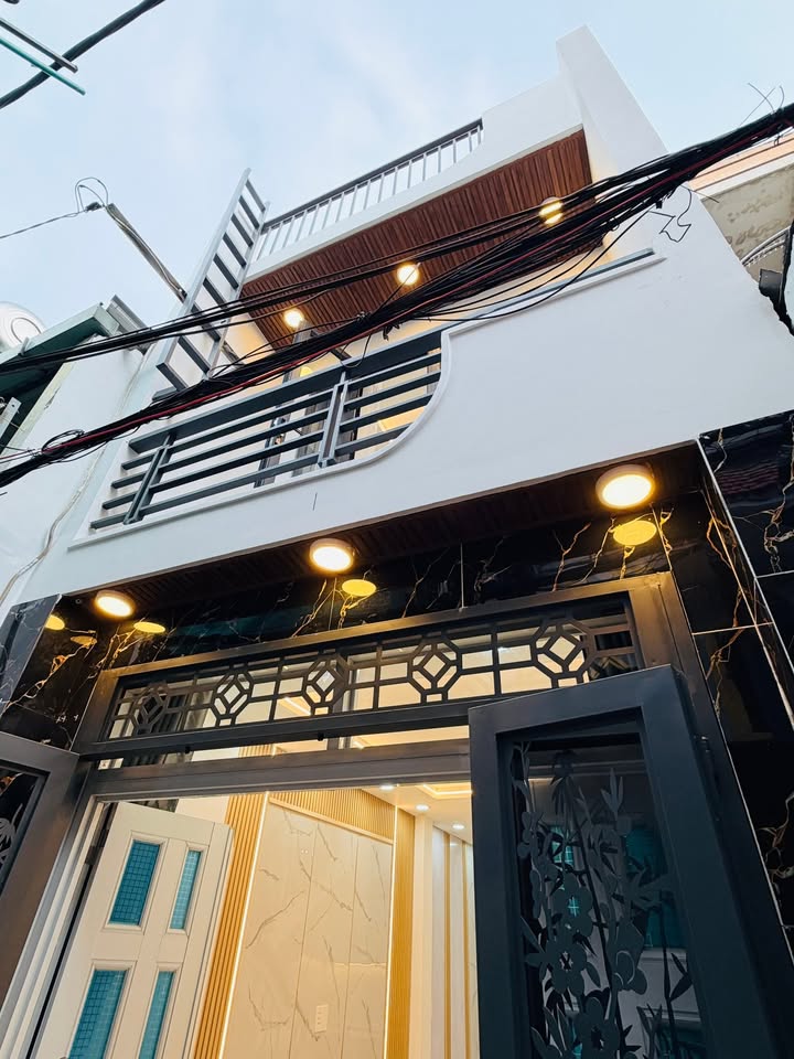 Mini House Phạm Văn Bạch, Tân Bình 36m² giá 4.5 tỷ - Tặng nội thất sang trọng!