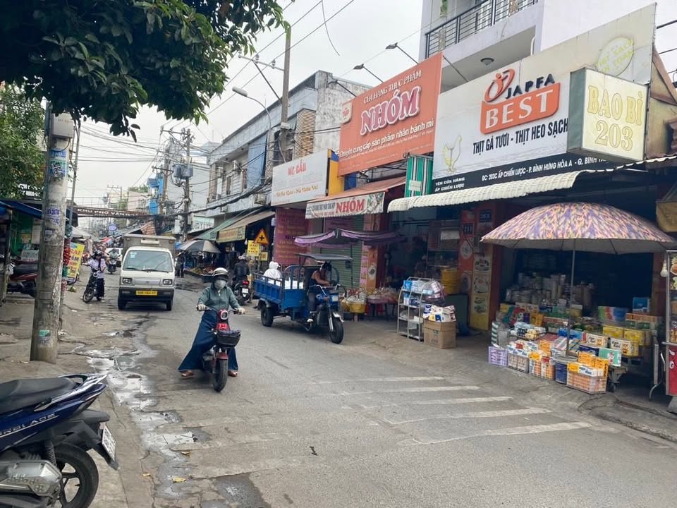 Nhà mặt tiền chợ Gò Xoài, Bình Tân 126m² giá 16 tỷ - Cơ hội đầu tư sinh lời cao!