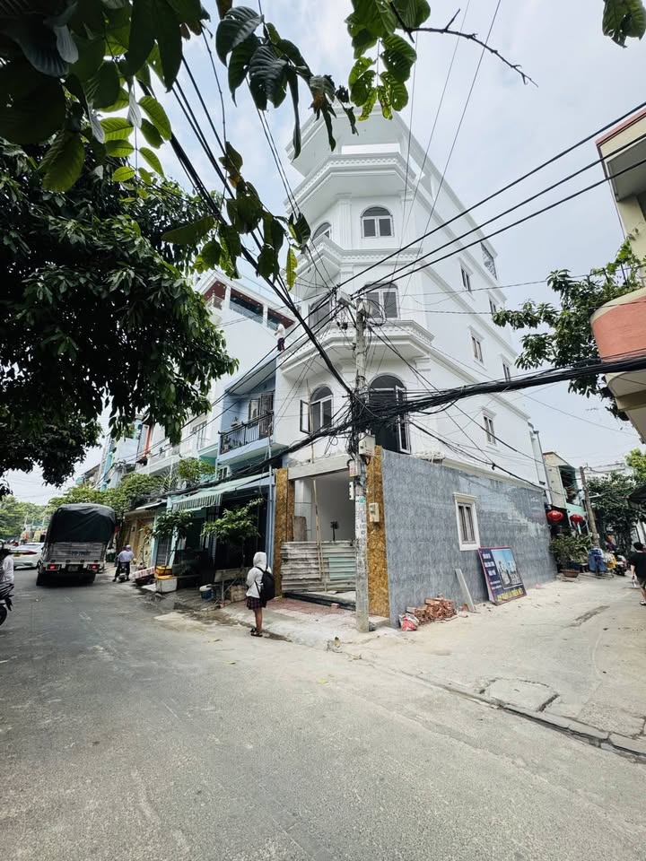 Nhà phố 5PN hẻm xe tải, Bình Hưng Hòa A, 48m² giá 7.8 tỷ - Đón Tết ngay!