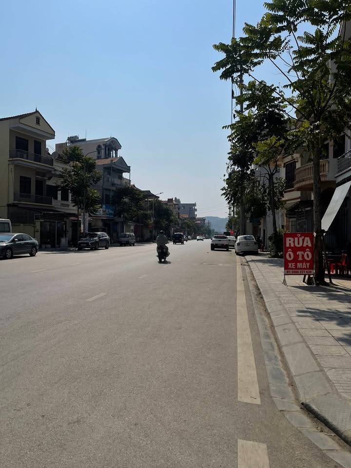 Đất liền kề ngõ Bà Triệu, Lạng Sơn 90m² giá chỉ 2 tỷ - Đầu tư sinh lời!