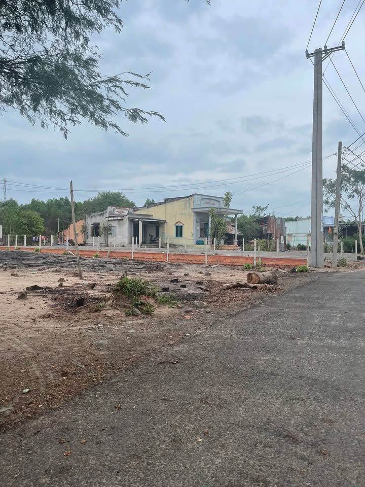 Bán đất Phước Thuận, Xuyên Mộc 300m² giá 3.2 tỷ - Sổ đỏ chính chủ, gần biển Melia!