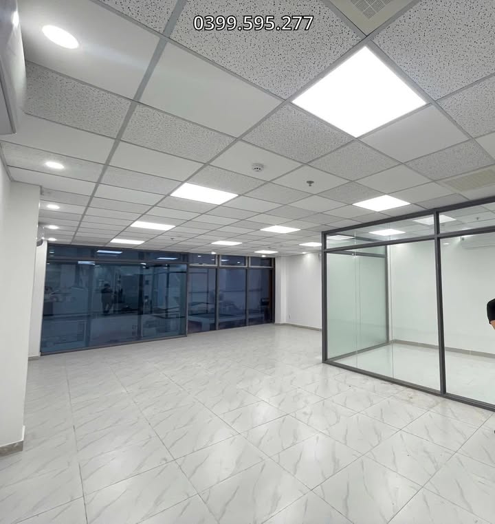 Văn phòng cho thuê Ngụy Như, Nhân Chính 50m² giá 9.5 triệu - Địa điểm lý tưởng cho doanh nghiệp!