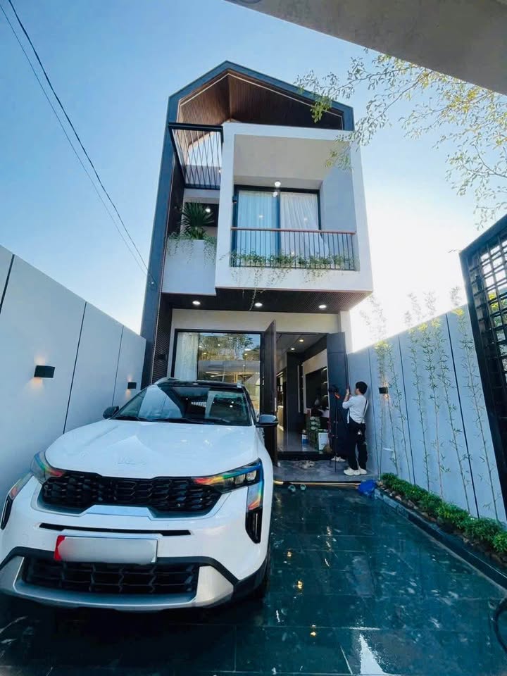 Nhà 2 Tầng Kiệt Ô Tô Thủy Xuân 100m² giá 3,08 tỷ - Full nội thất sẵn sàng ở ngay!