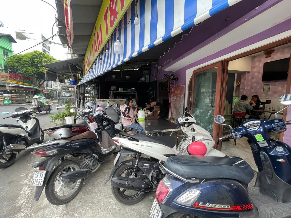 Cho thuê mặt bằng kinh doanh Quận 11 - Diện tích 105m² giá chỉ 11 triệu/tháng!