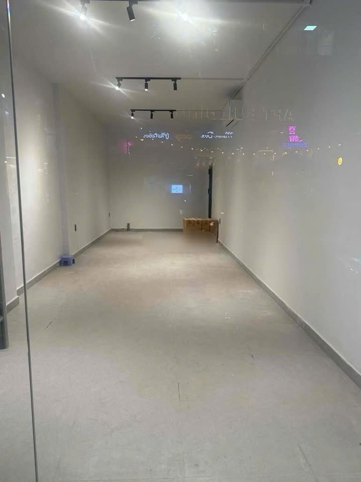 Cho thuê mặt bằng trệt Võ Oanh, Bình Thạnh 38m² giá 24 triệu - Khu vực sầm uất nhất thành phố!