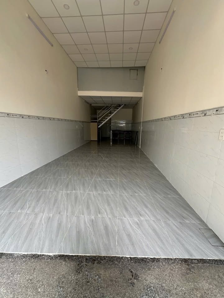 Mặt bằng kinh doanh mặt tiền Song Hành Quận 12, 54m² giá 10 triệu - Vị trí đắc địa, sẵn sàng kinh doanh!