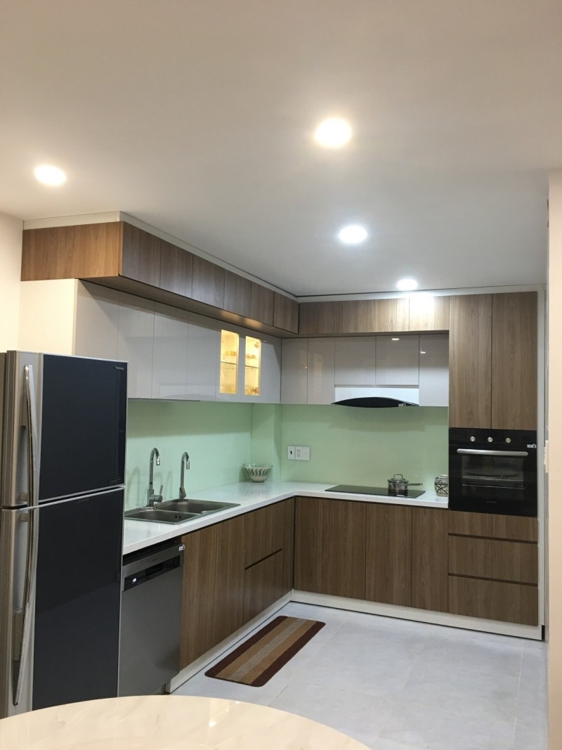 Nhà 5 Tầng Phường 13, Tân Bình 74m² giá 8.2 tỷ - Vị trí VIP, Gần Sân Bay!