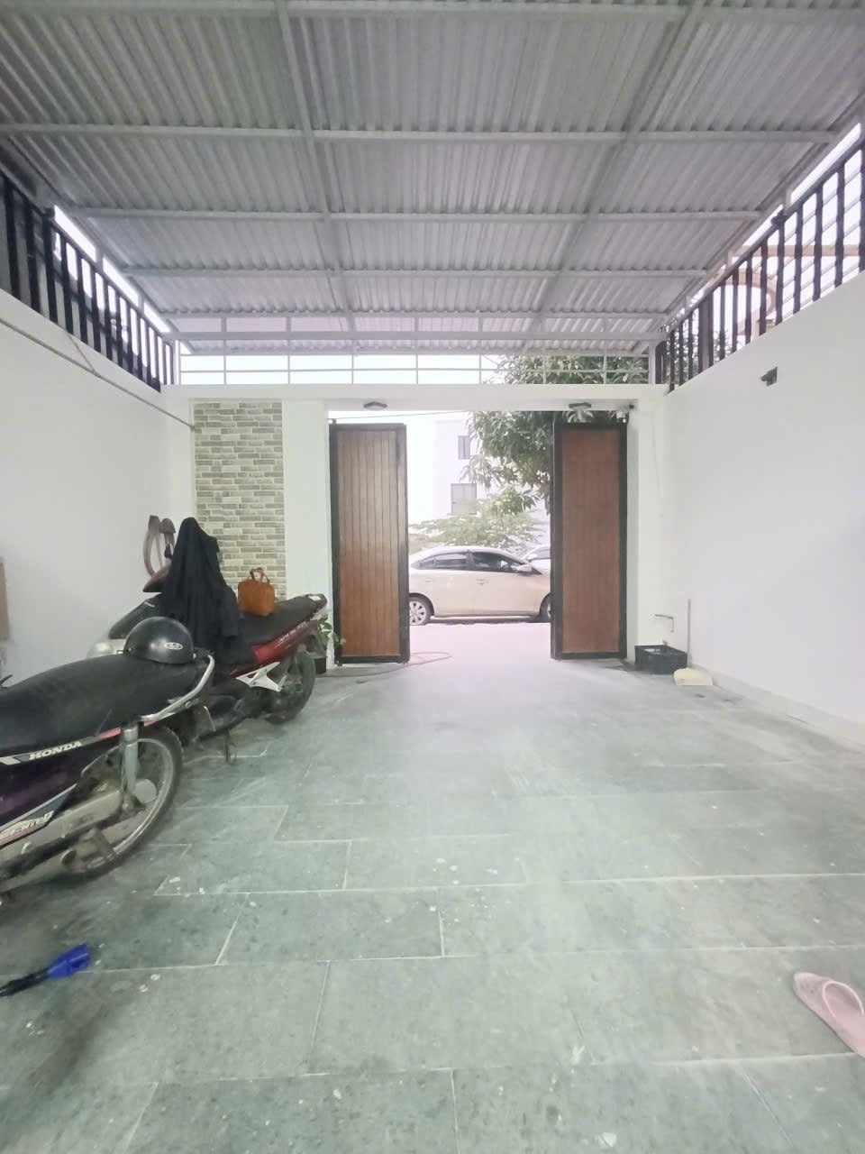Nhà 3 Tầng Đường Hói Kiểng, Nam Hòa Xuân, 110m² - Nội Thất Đầy Đủ, Chỉ Việc Vào Ở!