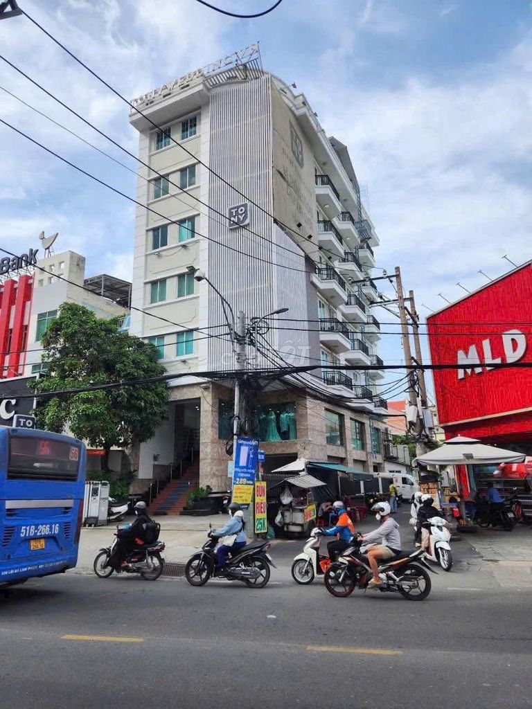 Building cho thuê tại Đường Lê Văn Việt, P. Hiệp Phú, Thủ Đức - 1500m² giá 120 triệu
